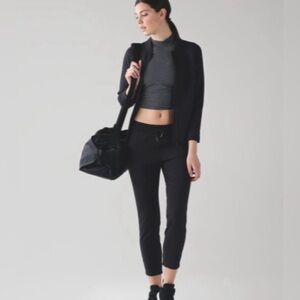 Lululemon OTF Lux Pants 🖤